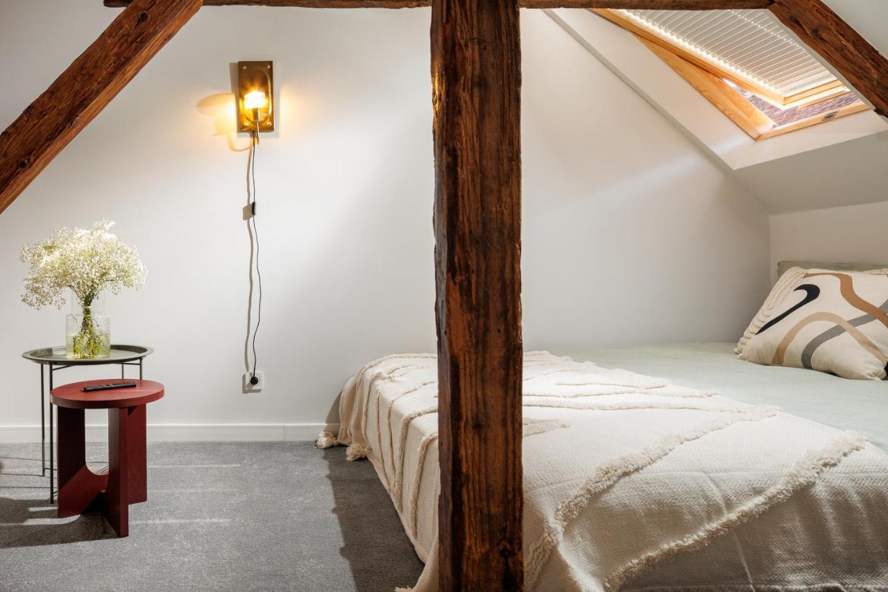 Aries' Collection Luxury Suites Brasov Exterior photo