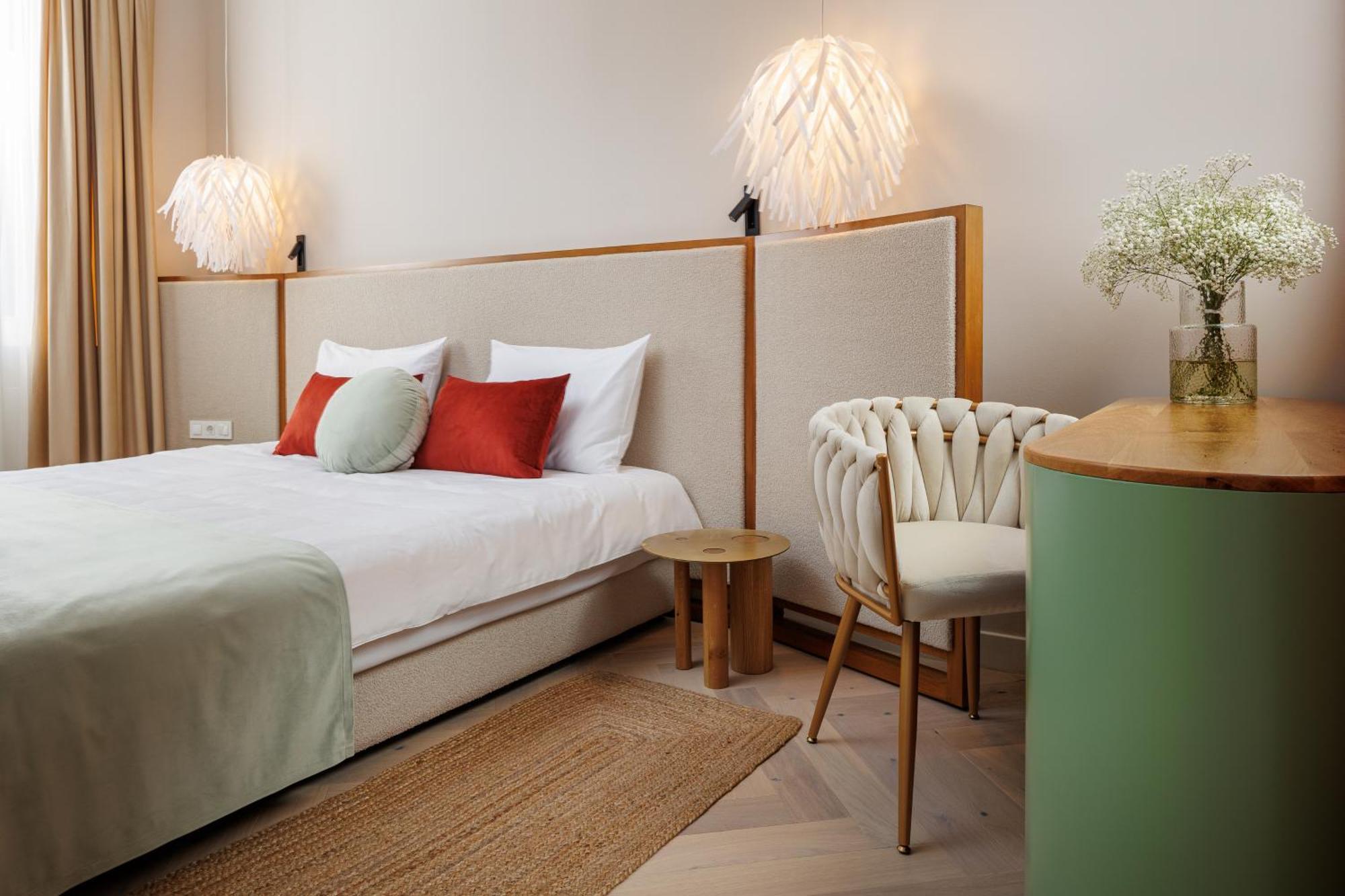 Aries' Collection Luxury Suites Brasov Exterior photo